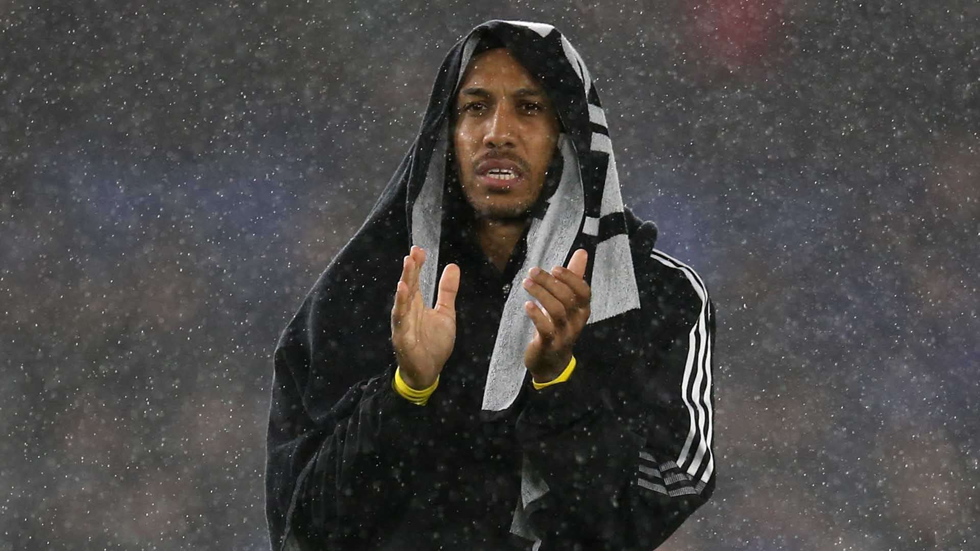 他获得更多 他获得更多