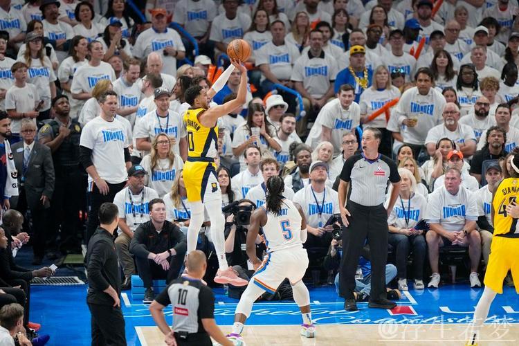 魔法重现!哈里伯顿投篮逆转比赛 魔法重现!哈里伯顿投篮逆转比赛